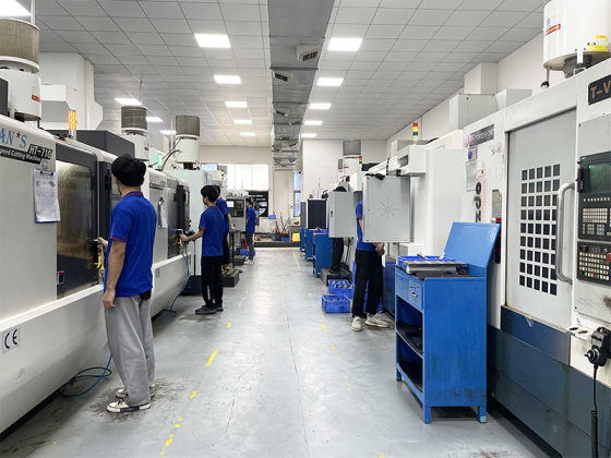3 axis 3+2 axis CNC Workshop